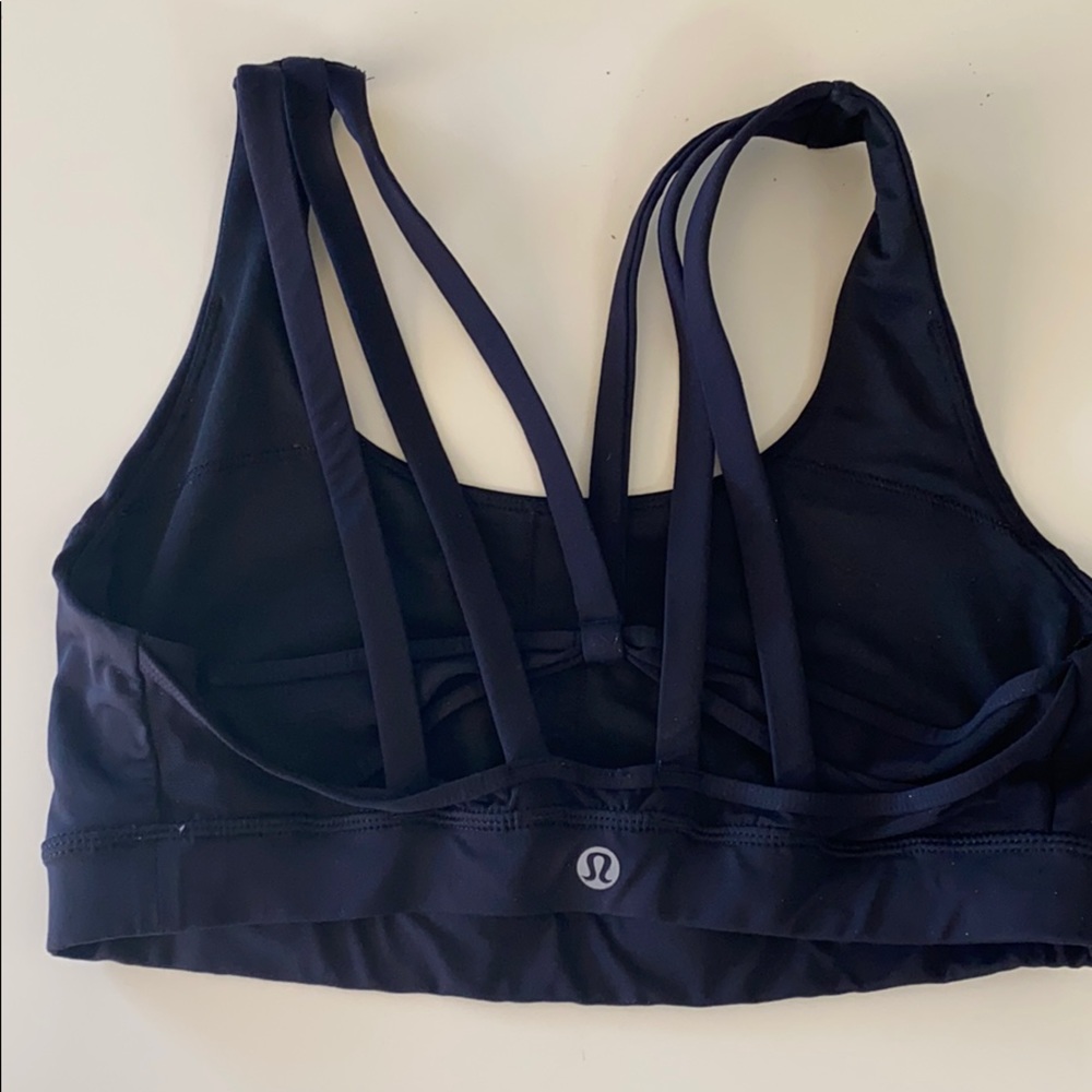 Black LuLu Lemon Sports Bra size 6